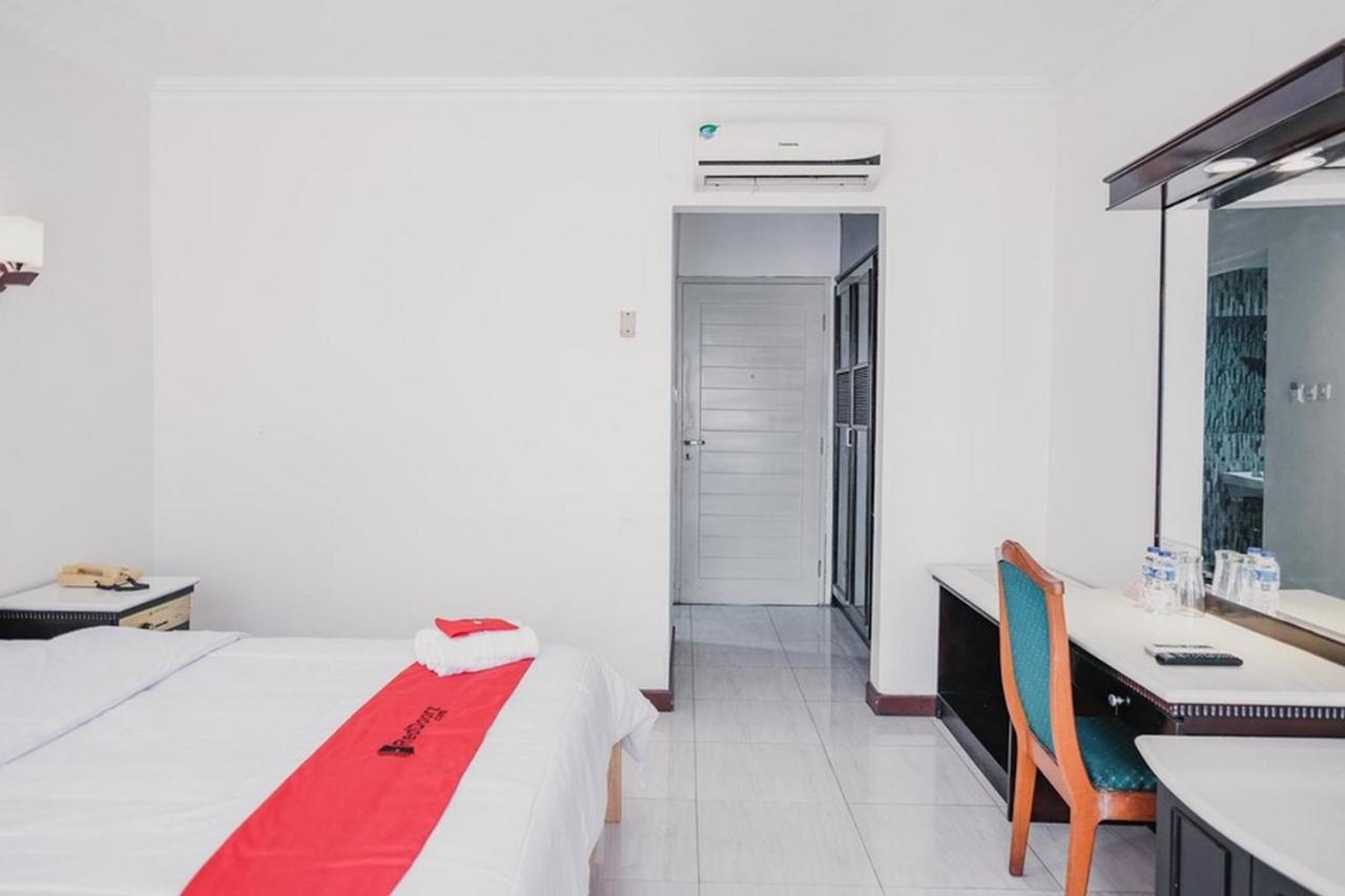 Reddoorz Plus Near Pelabuhan Merak Cilegon Exterior foto